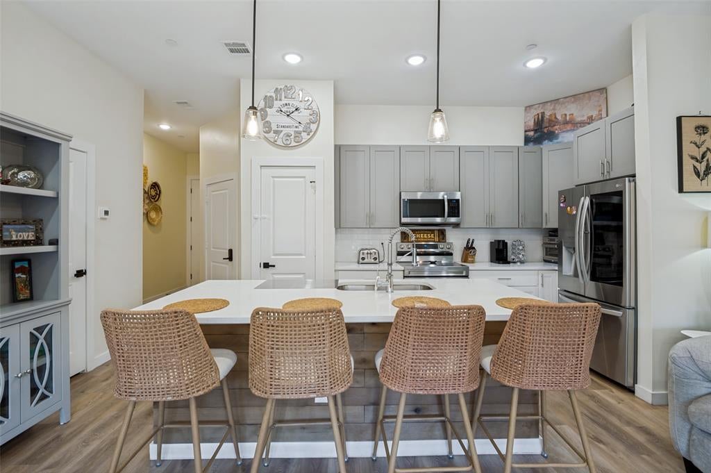 1000 17 St, Plano, TX 75074 photo