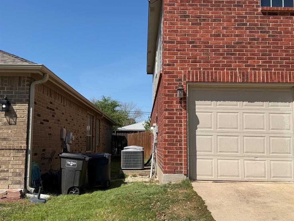 10400 Wagon Rut Ct, Fort Worth, TX 76108 photo