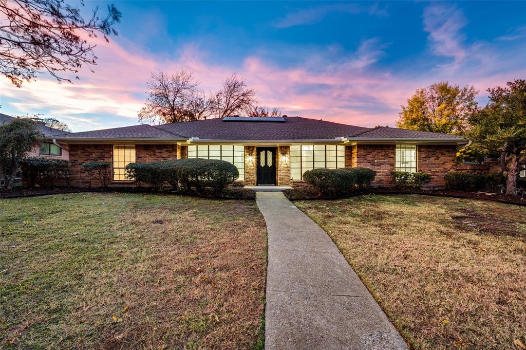 2601 Red Oak Ln, Plano, TX 75075 photo