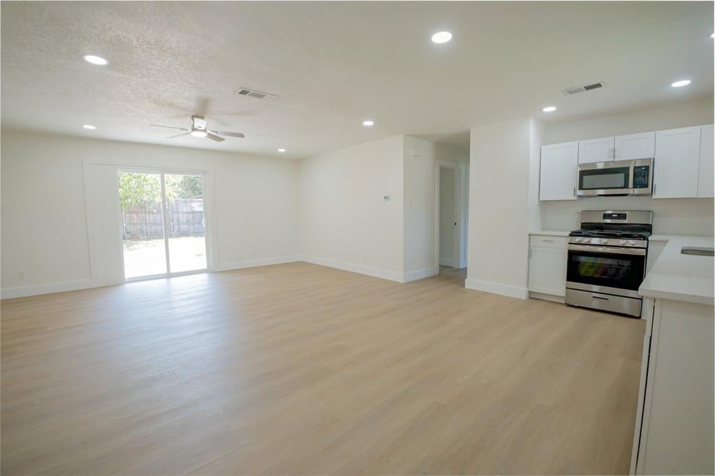 224 Southway Dr, Everman, TX 76140 photo