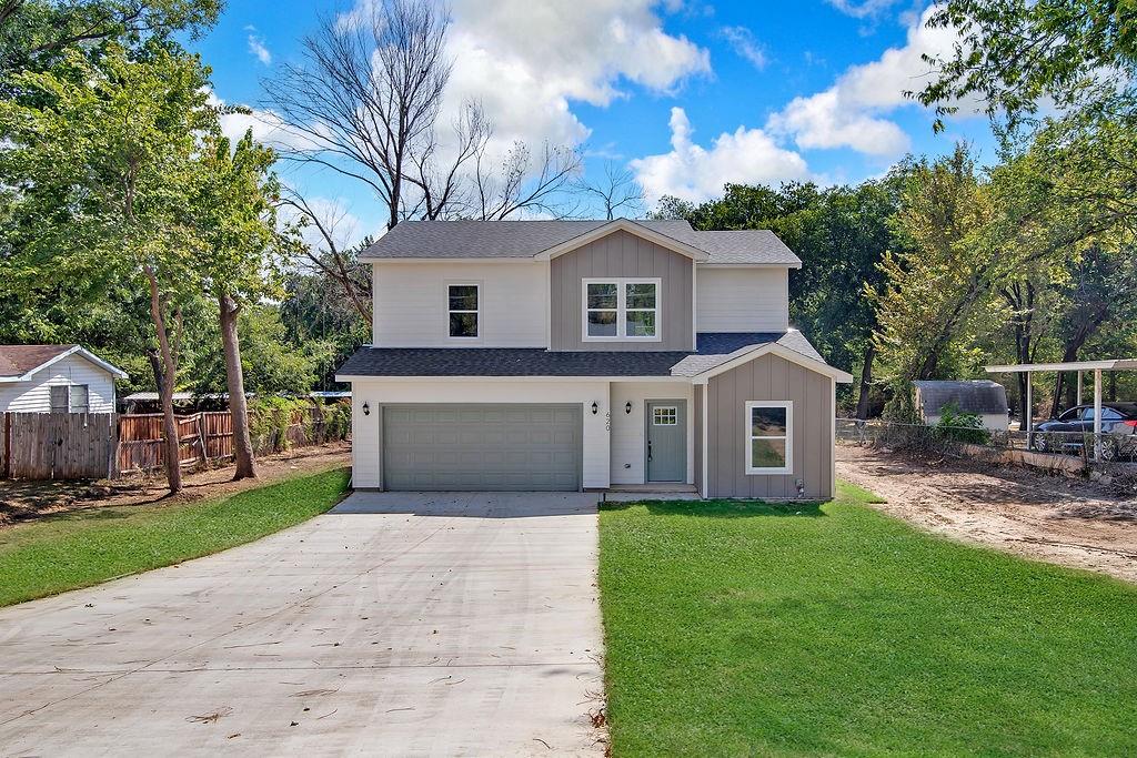 620 Alameda Rd, Azle, TX 76020