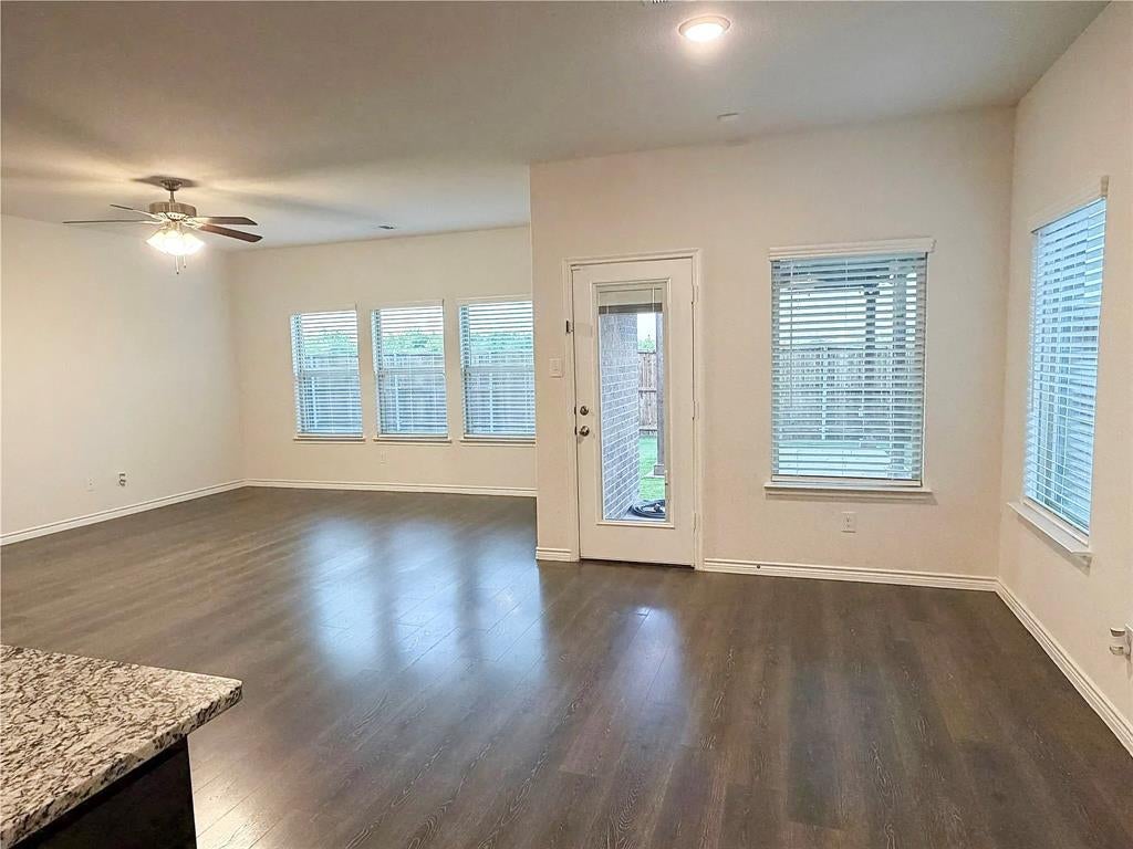 929 Philadelphia St, Fate, TX 75189 photo
