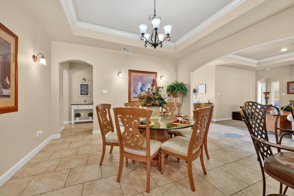 732 Forest Creek, Desoto, TX 75115 photo