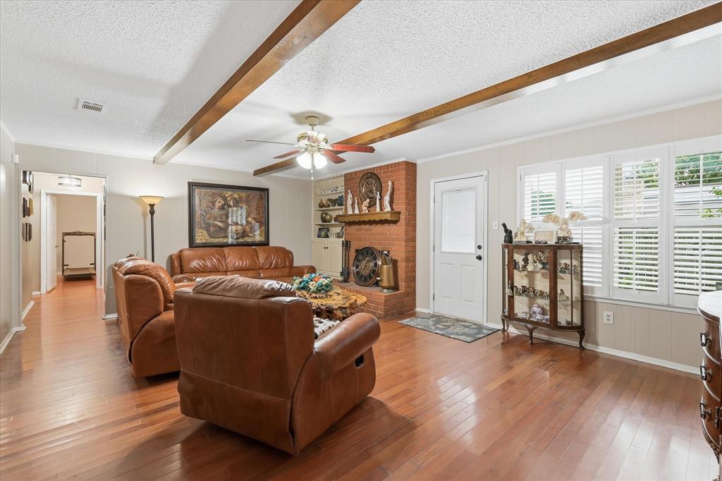 2604 Meadow Pl, Bedford, TX 76021 photo