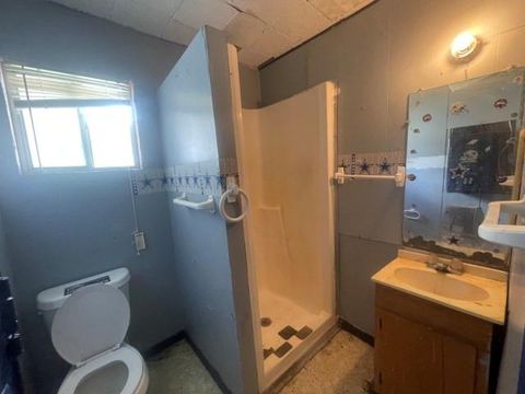 Single Family Residence in Beeville TX 701 N Filmore Street 17.jpg