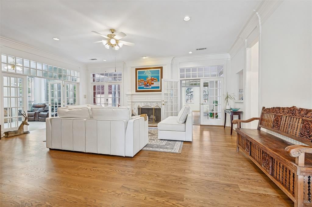 13211 George St, Farmers Branch, TX 75234 photo