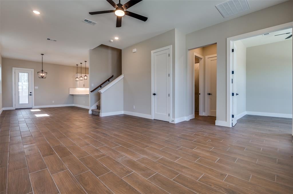 708 Perry Ave, Waxahachie, TX 75165 photo