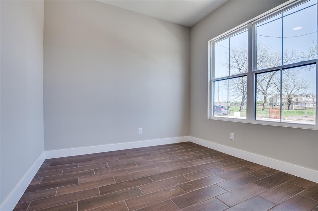708 Perry Ave, Waxahachie, TX 75165 photo