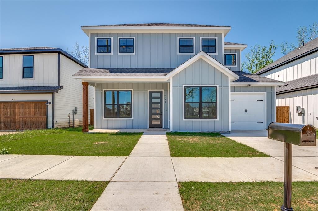 708 Perry Ave, Waxahachie, TX 75165