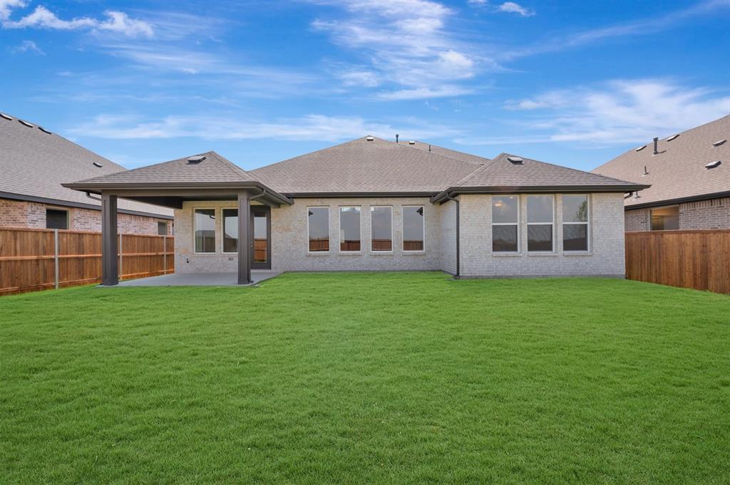 340 Kathryn Dr, Fort Worth, TX 76052 photo
