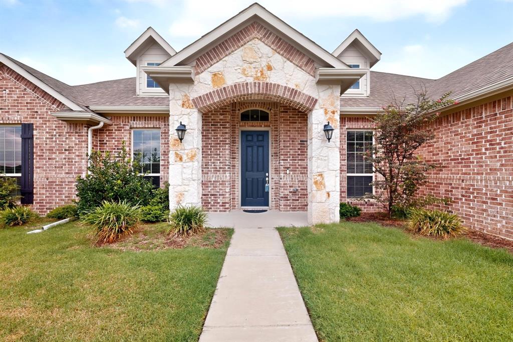 690 Serenity Ln, Red Oak, TX 75154 photo