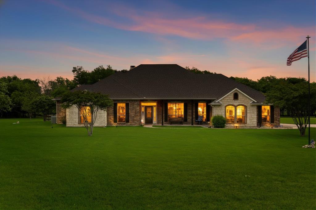 281 High Plains Trl, Royse City, TX 75189 photo
