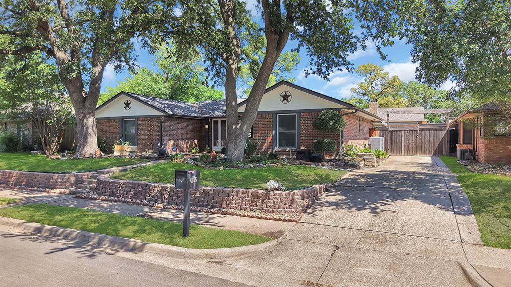 4605 Bayberry Ln, Garland, TX 75043 photo