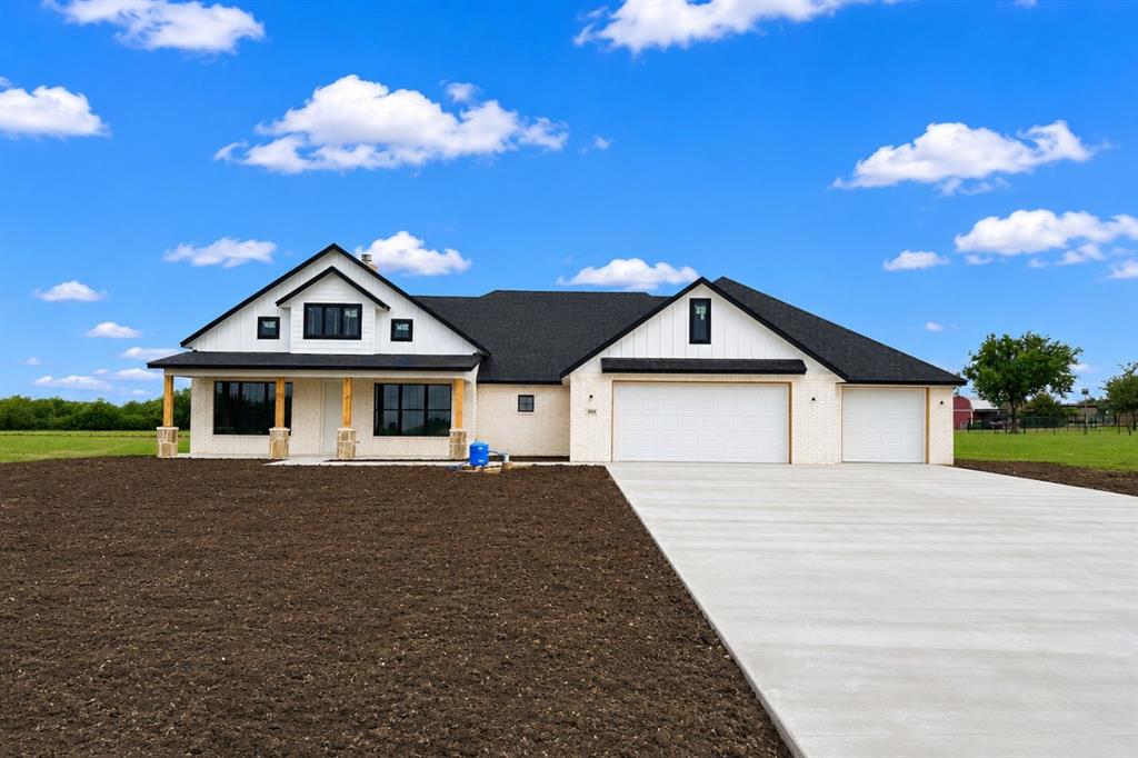 1054 Dove Hl, Weatherford, TX 76088
