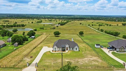 Single Family Residence in Weatherford TX 4895 Upper Denton Road.jpg