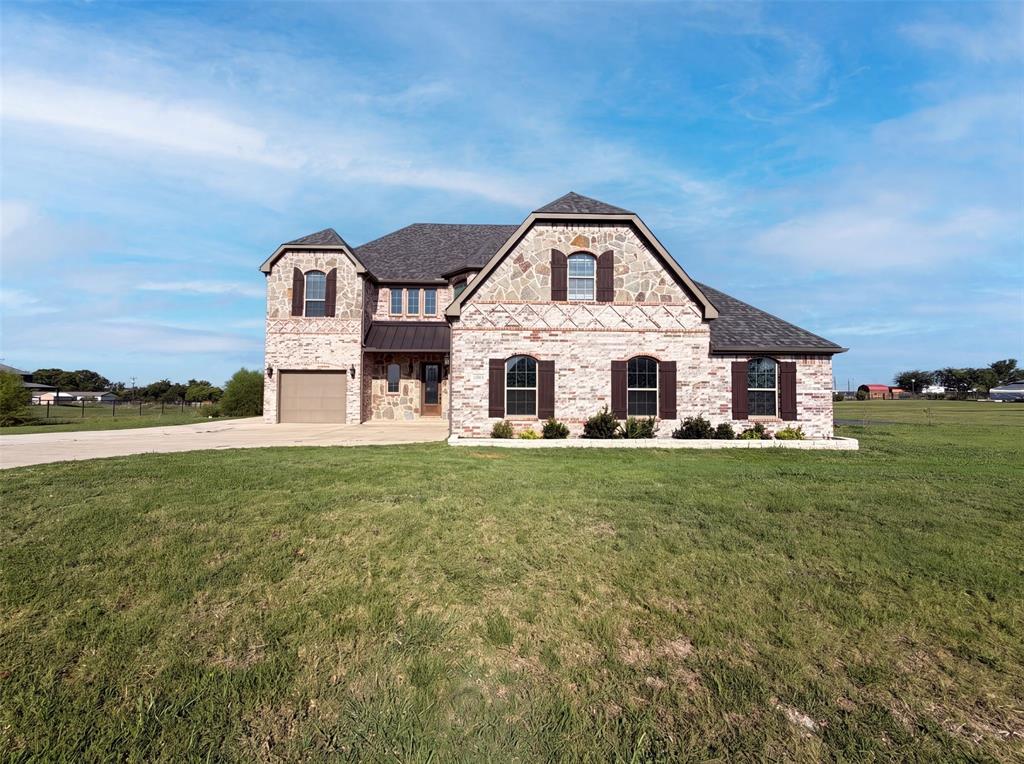 1208 Redbud St, Howe, TX 75459