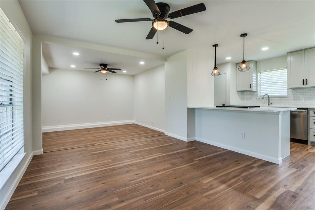 14217 Carla Dr, Balch Springs, TX 75180 photo