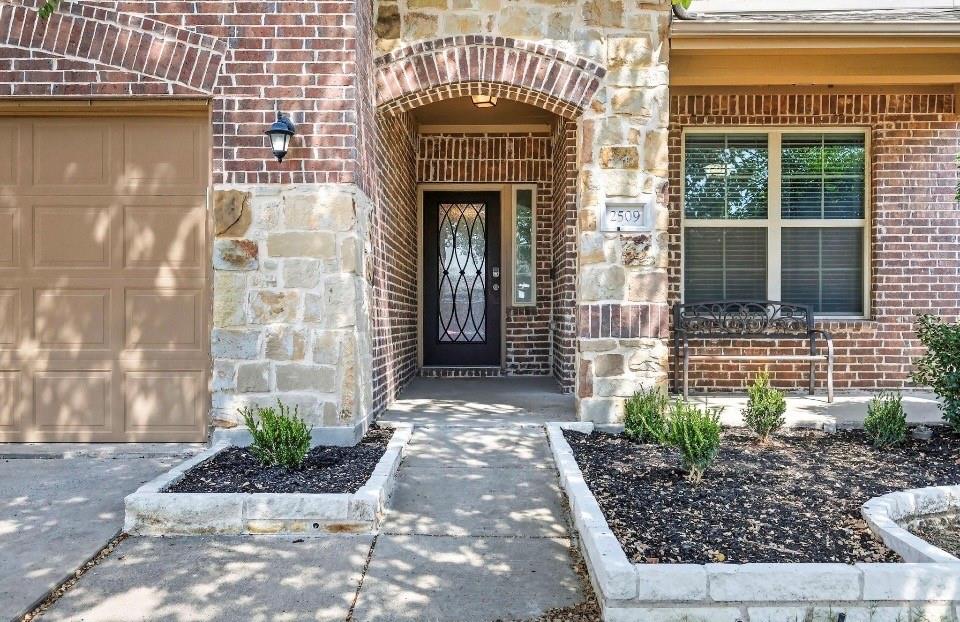 2509 Castle Creek Dr, Little Elm, TX 75068 photo