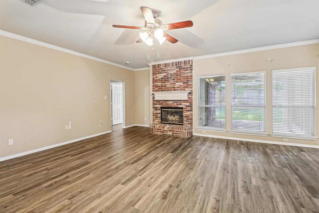 5609 Saddleback Rd, Arlington, TX 76017 photo