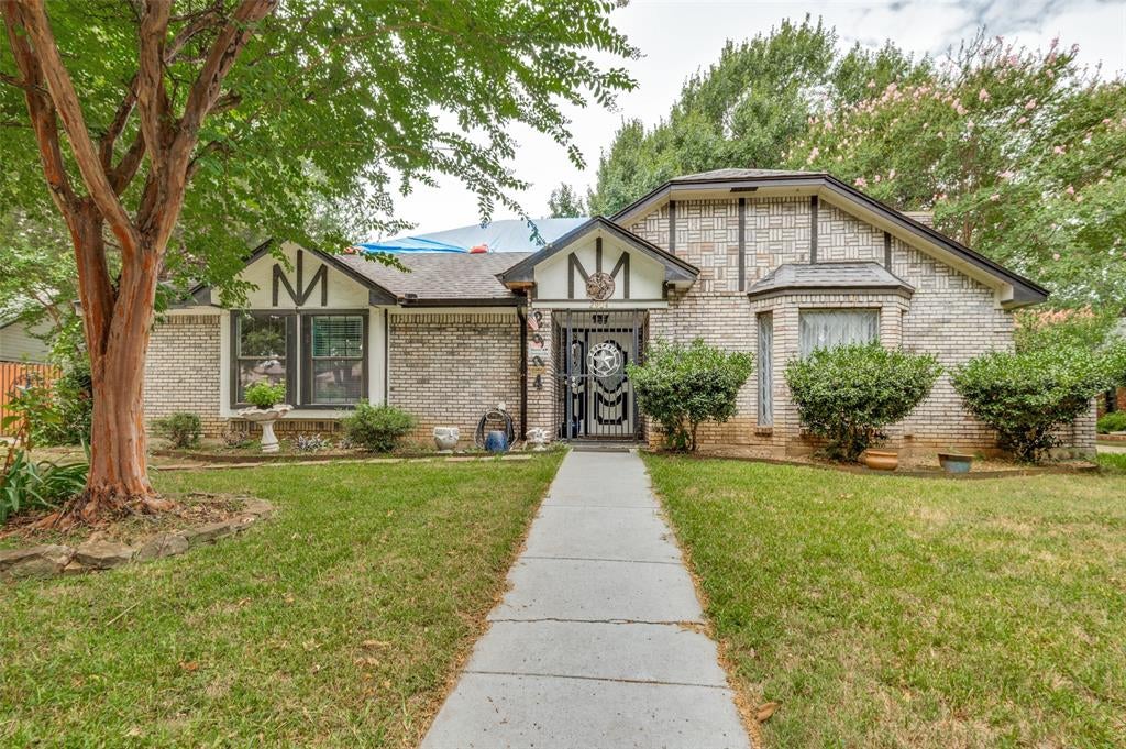 2904 Pitkin Dr, Arlington, TX 76006