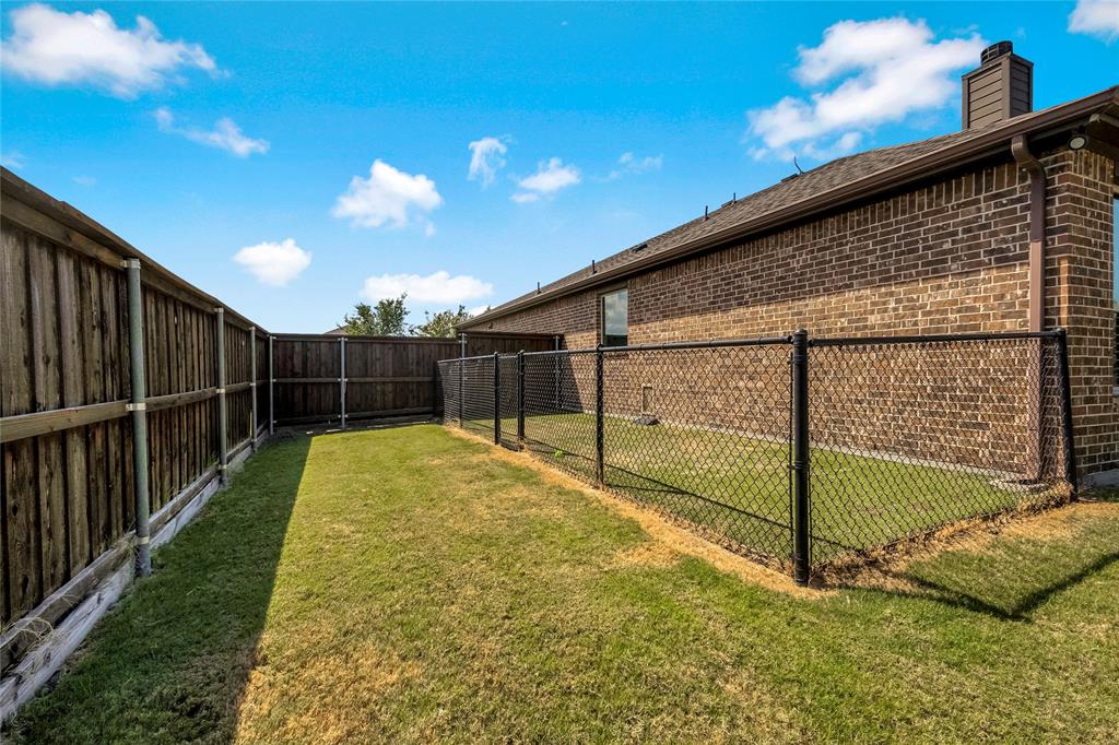 341 Amber Ln, Nevada, TX 75173 photo