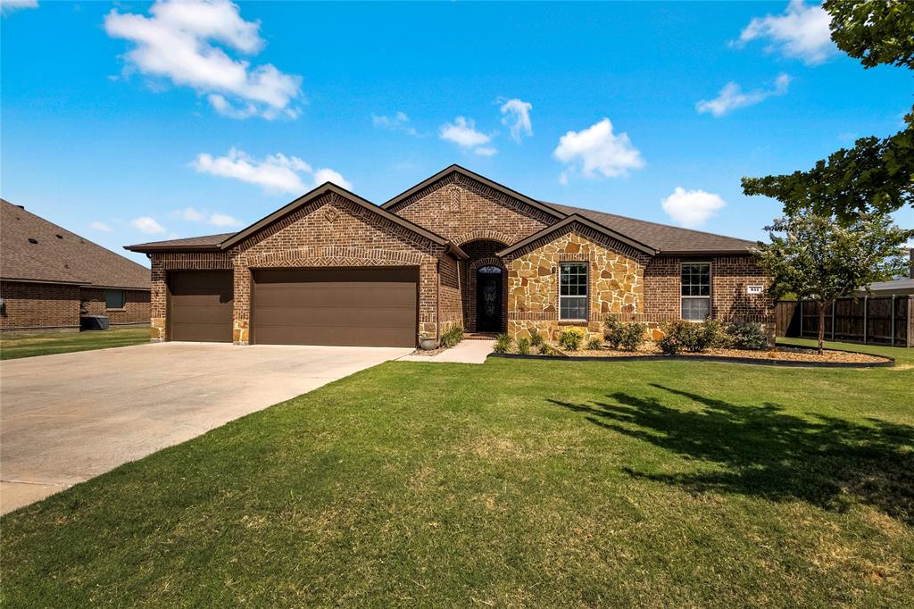 341 Amber Ln, Nevada, TX 75173