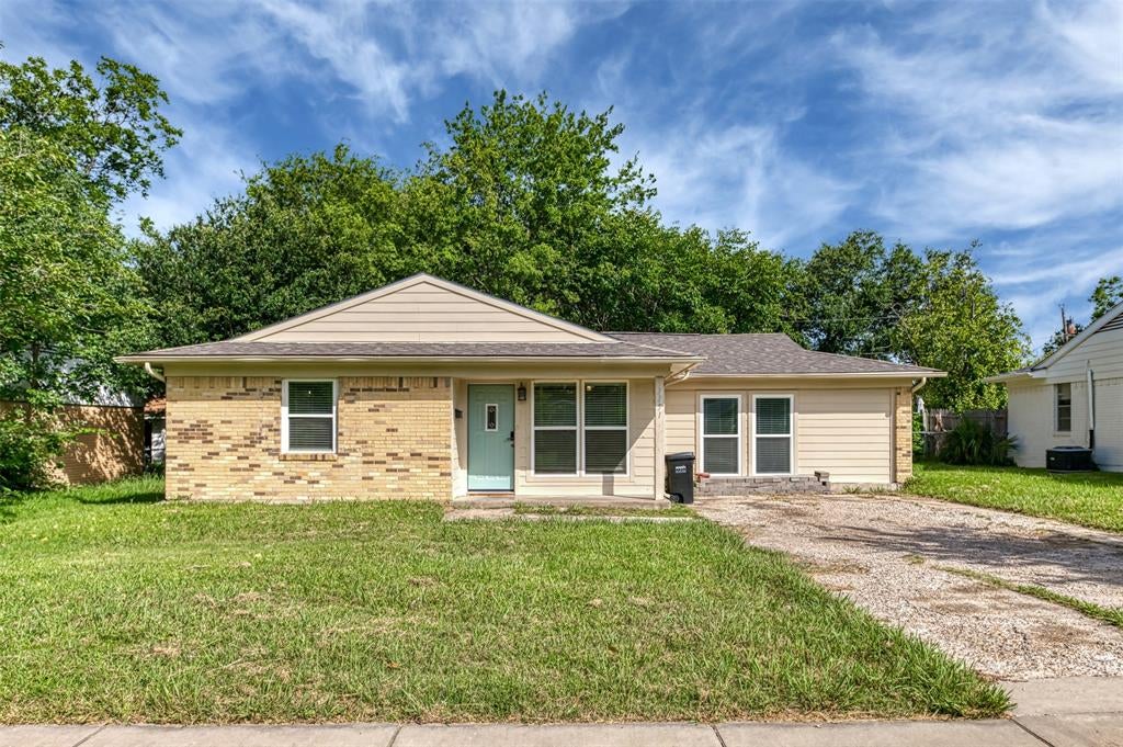 3351 Caracas Dr, Mesquite, TX 75150