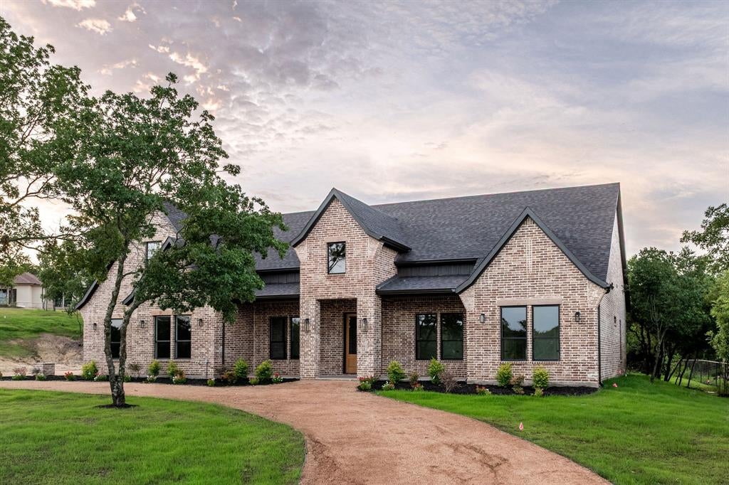 1074 Preserve St, Weatherford, TX 76085