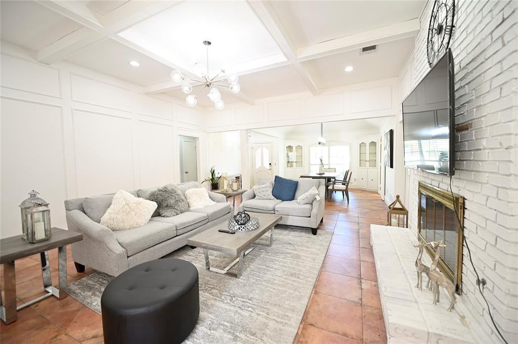 2430 Beaver Run, Garland, TX 75044