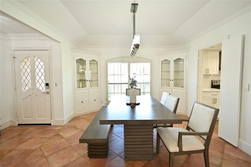 2430 Beaver Run, Garland, TX 75044 photo