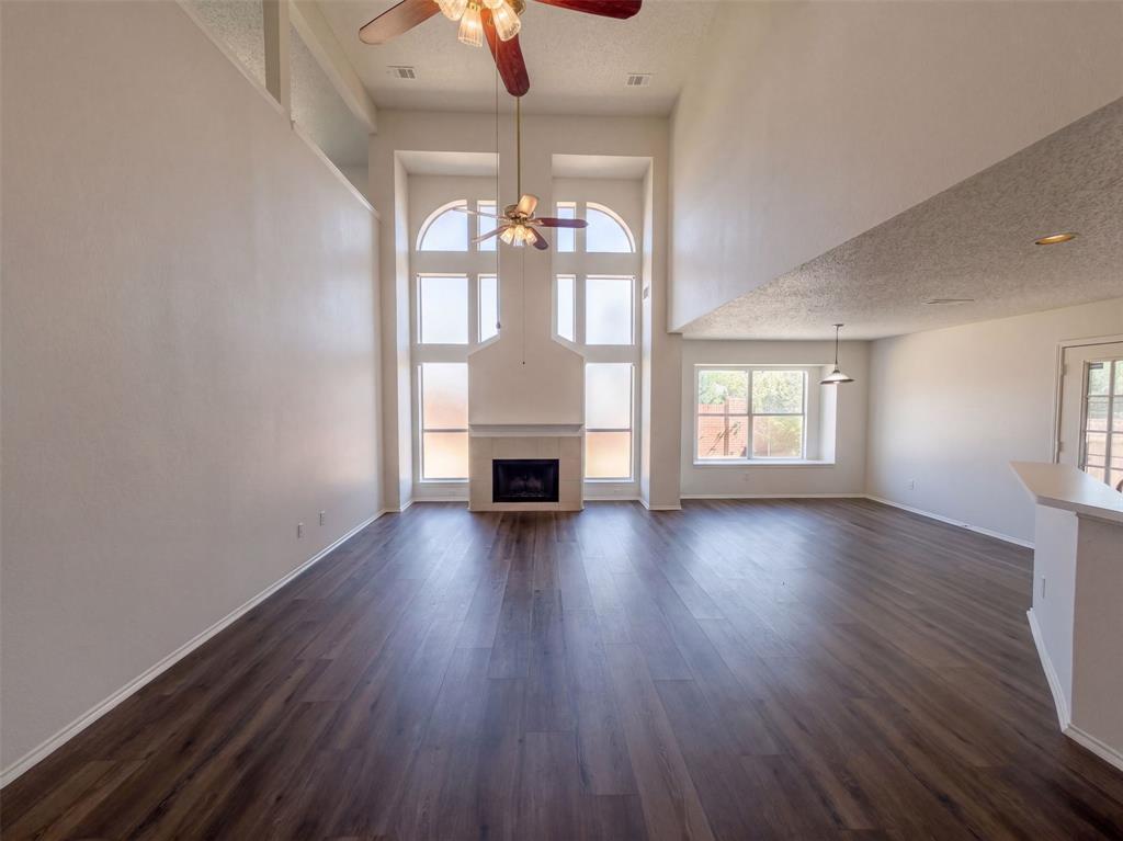 213 Cozy Ln, Cedar Hill, TX 75104 photo