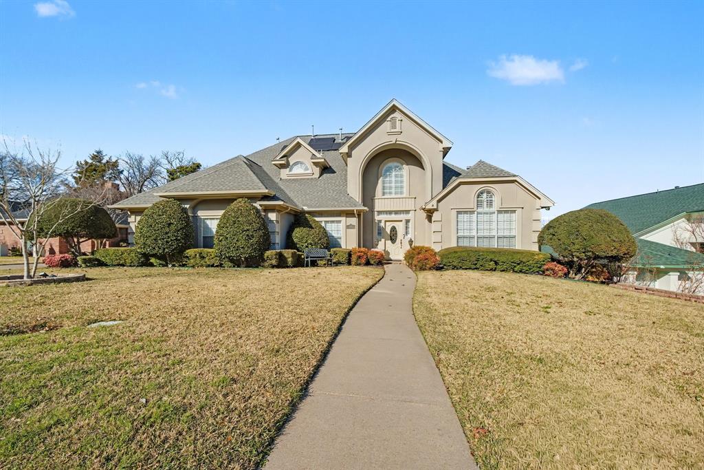 605 Ten Mile Dr, Desoto, TX 75115