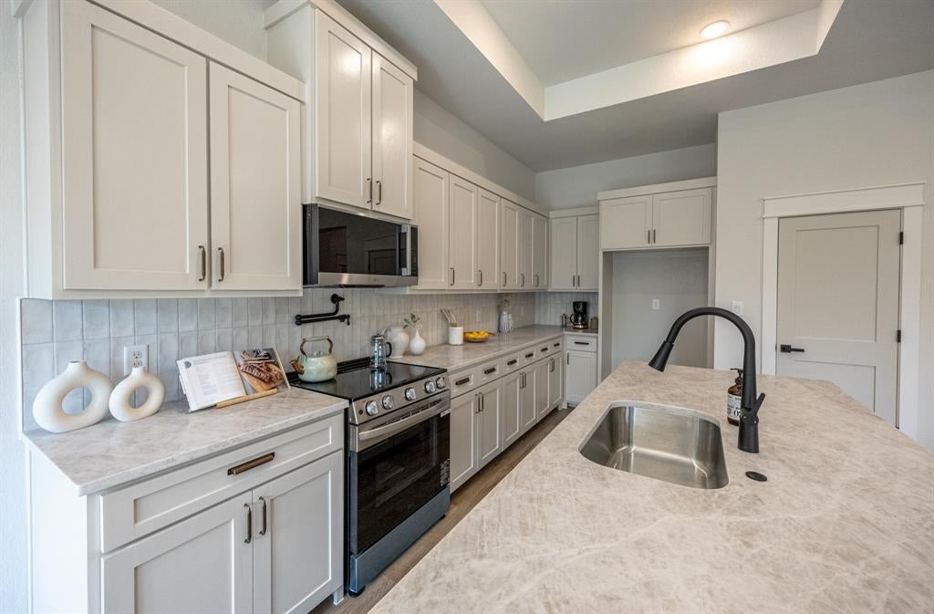 2902 Hiawatha Trl, Lake Worth, TX 76135 photo