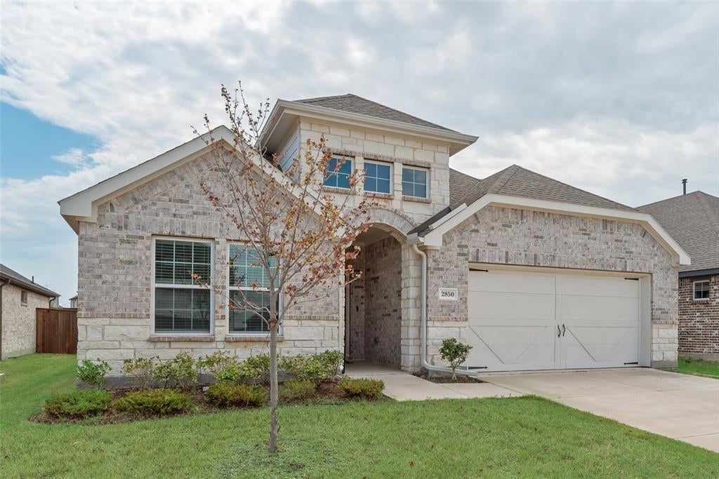 2850 Robertson Way, Royse City, TX 75189 photo