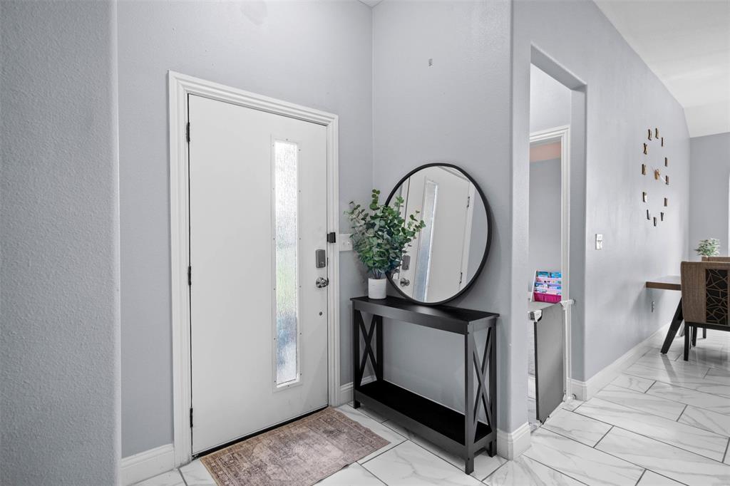 339 S Stewart Ave, Lancaster, TX 75146 photo
