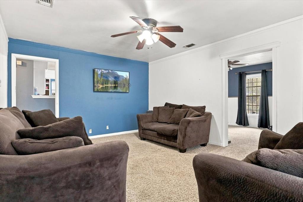 2640 Pioneer St, Fort Worth, TX 76119 photo
