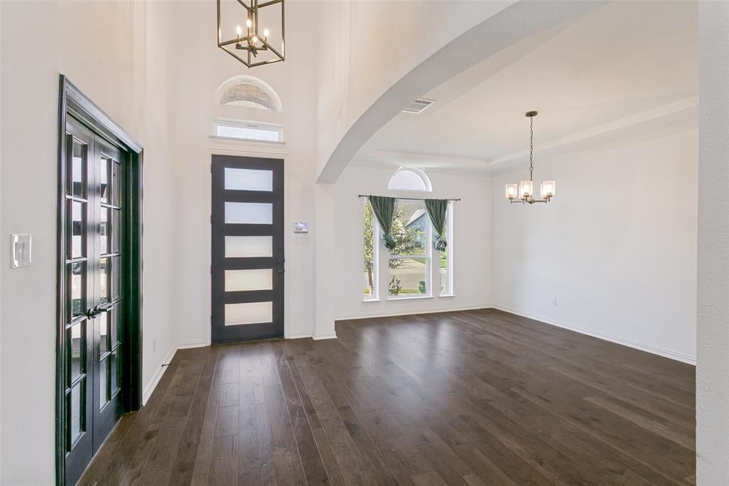 309 Lovett Ln, Burleson, TX 76028 photo