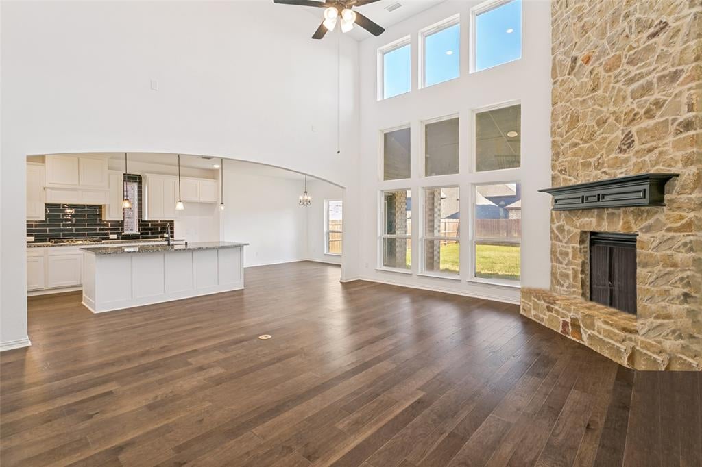 309 Lovett Ln, Burleson, TX 76028 photo