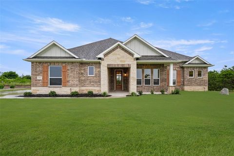 Single Family Residence in Weatherford TX 161 Fan Mill Trail.jpg