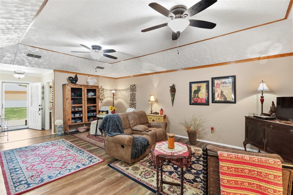 503 Mockingbird St, Bonham, TX 75418 photo