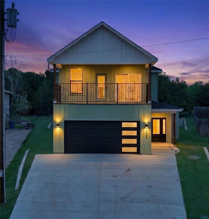 2925 River Ridge Ct, Granbury, TX 76048