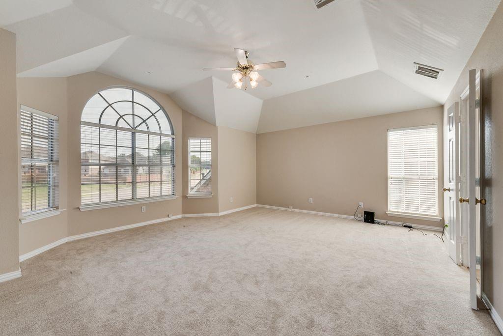 8300 Charleston St, Irving, TX 75063 photo