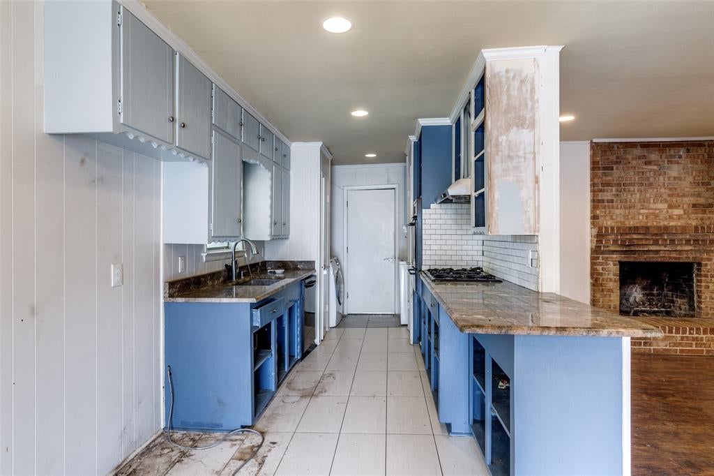 10785 Coogan St, Dallas, TX 75229 photo