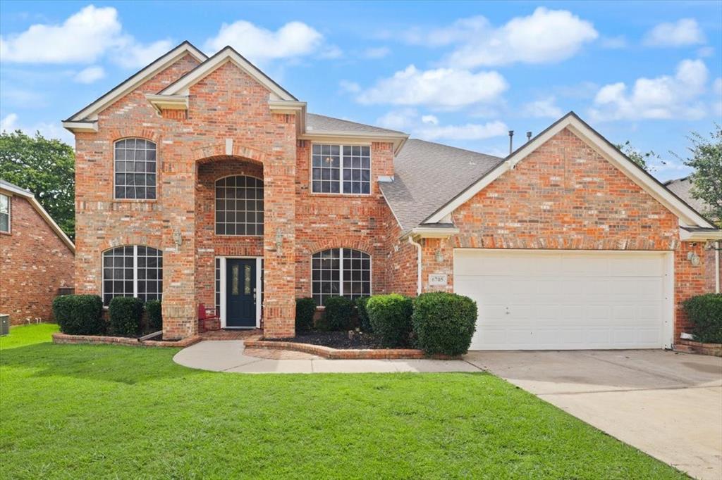 6705 Glade Dr, Arlington, TX 76001