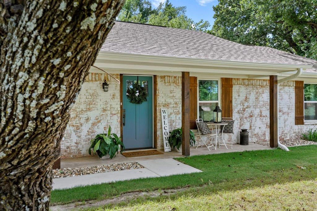 3353 County Road 2130, Telephone, TX 75488 photo