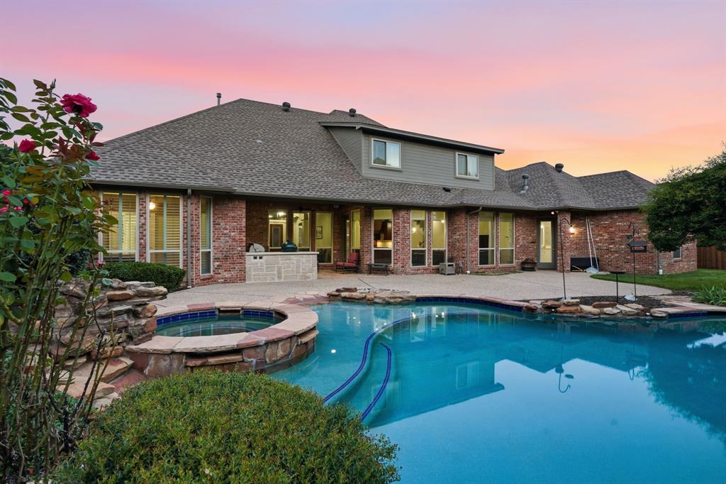 1016 Meandering Woods Dr, Keller, TX 76248 photo