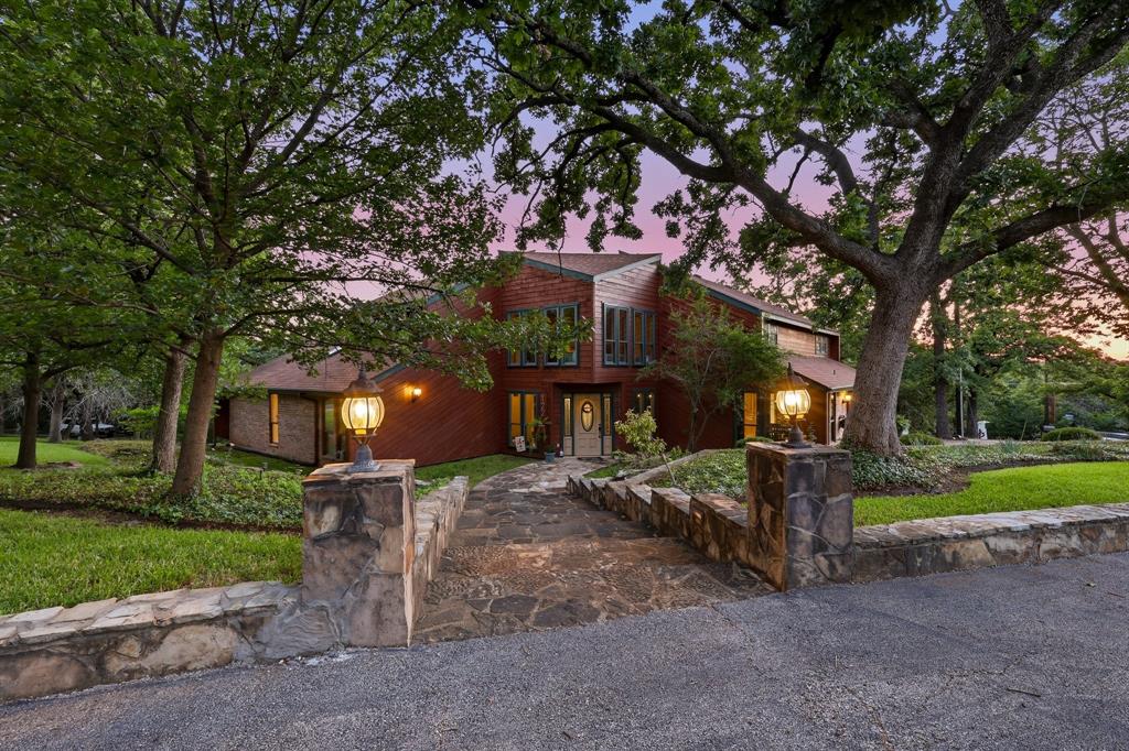 122 Brookdale Dr, Highland Village, TX 75077