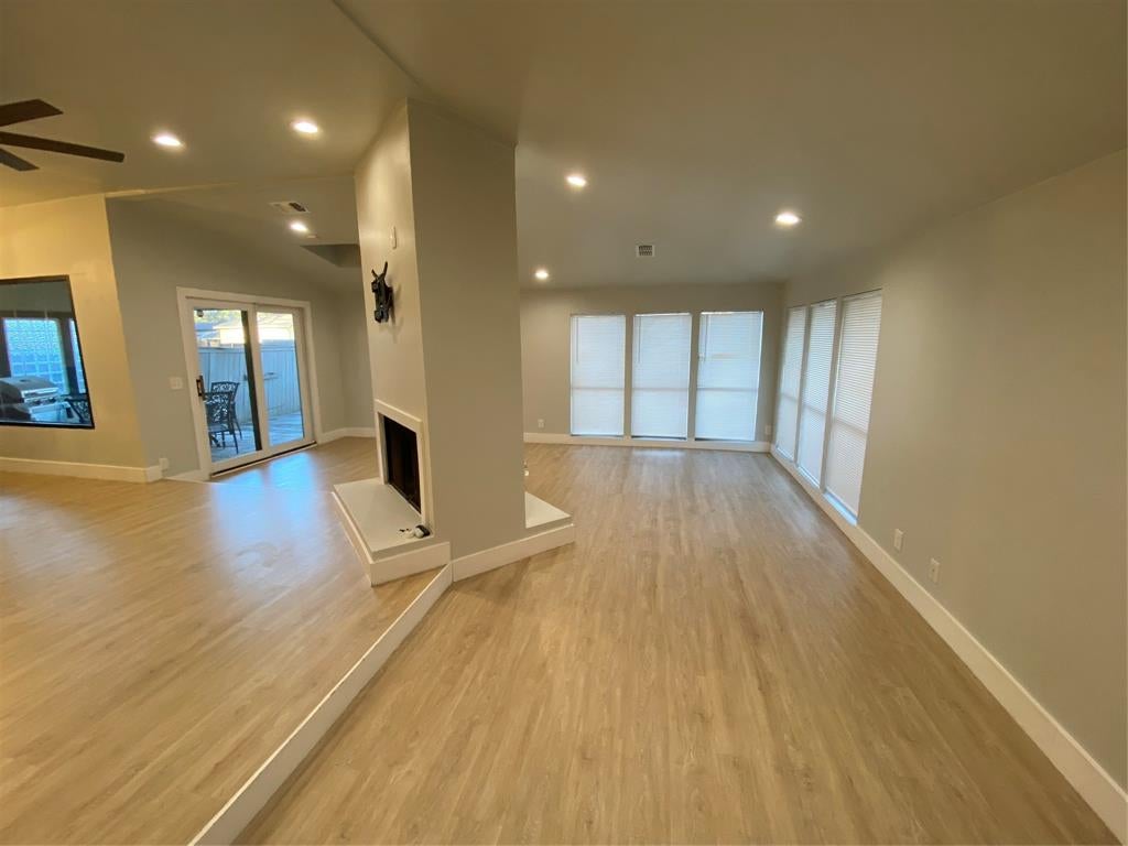 4704 Pershing Ave, Fort Worth, TX 76107 photo