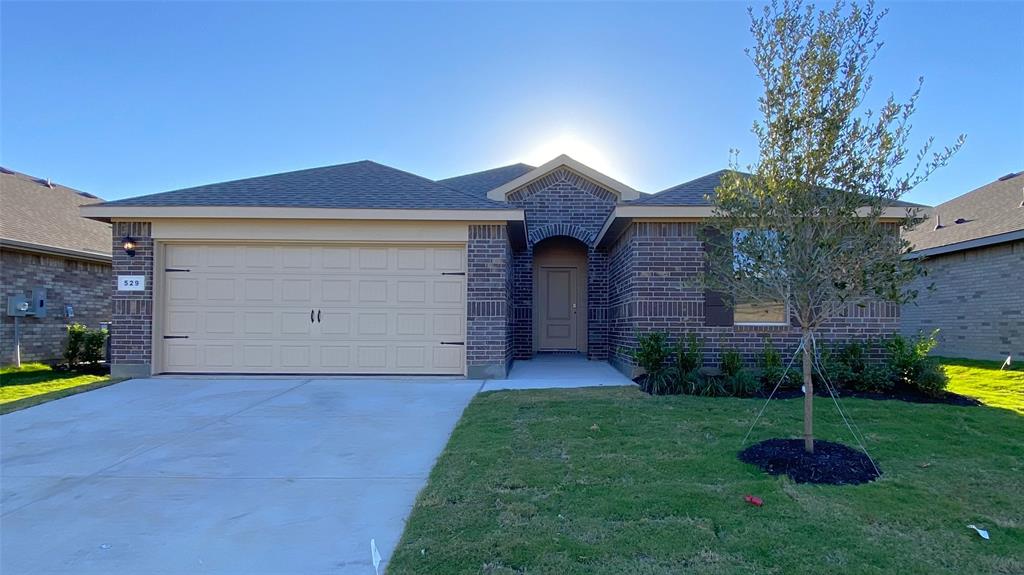 529 Marsh St, Cleburne, TX 76033
