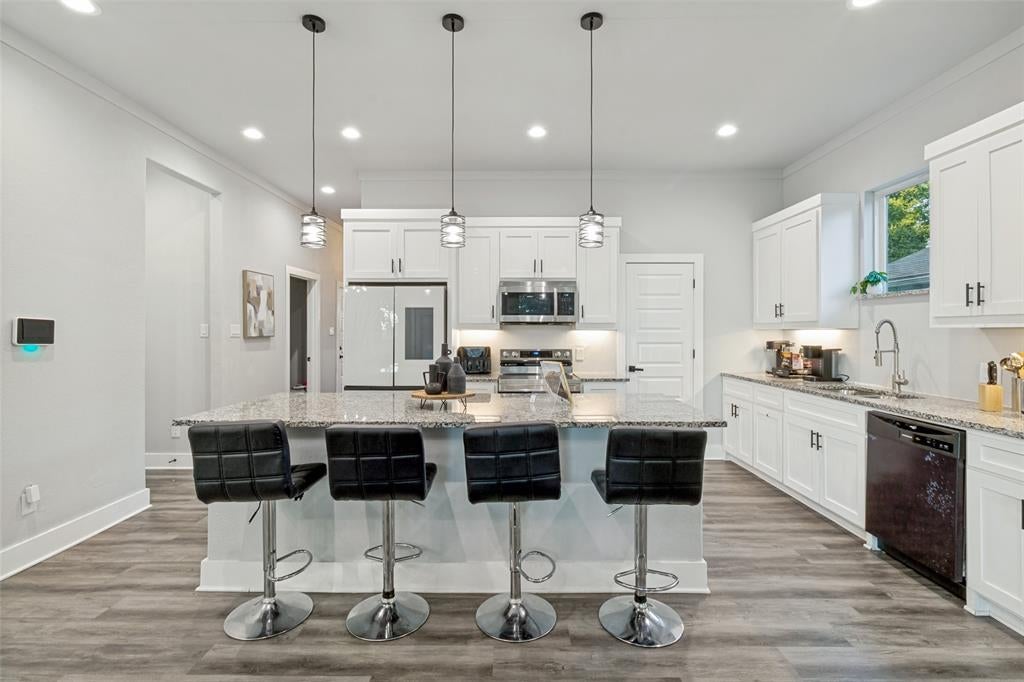 7909 Ivory Ln, Dallas, TX 75216 photo